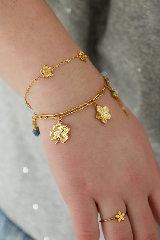 Floral armband
